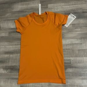 Lululemon swifty tech